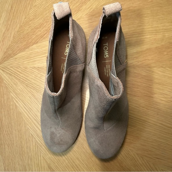 Toms Tan Suede Kelsey Wedge Booties - Picture 4 of 6